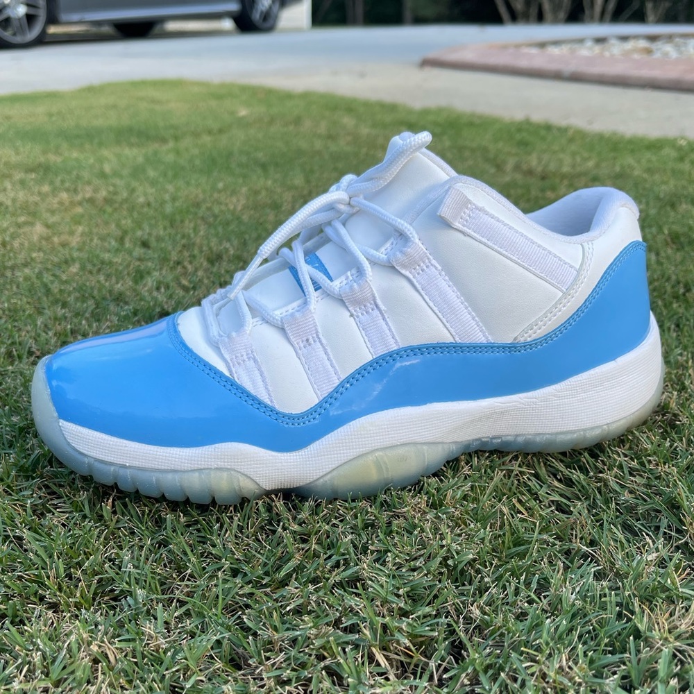 Air Jordan 11 Retro Low 'UNC'